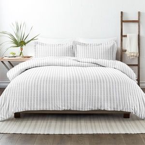 King Duvet Set/Grey Stripe/w 2 King Shams by ienjoy home